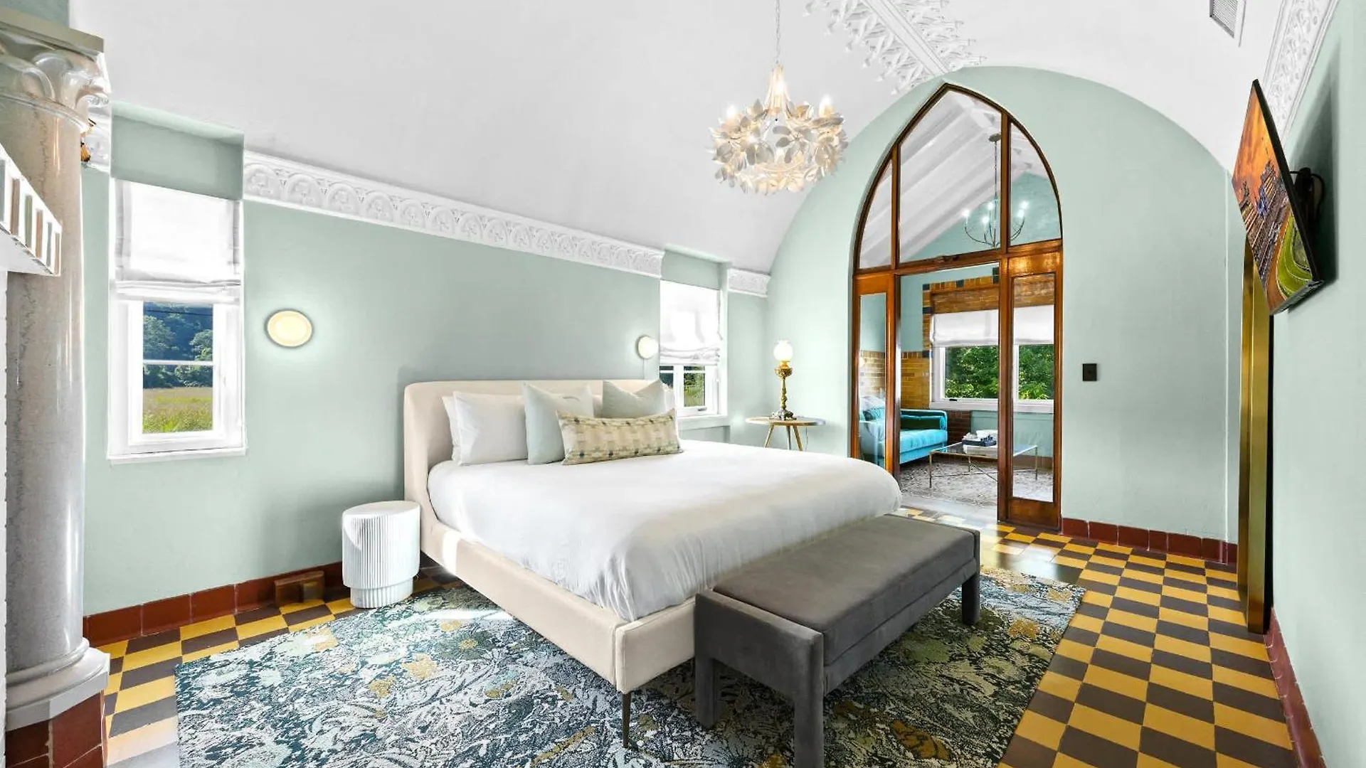Elegant Riverside Escape Historic Charm & Views لويفيل 0*,  الولايات المتحدة الأمريكية